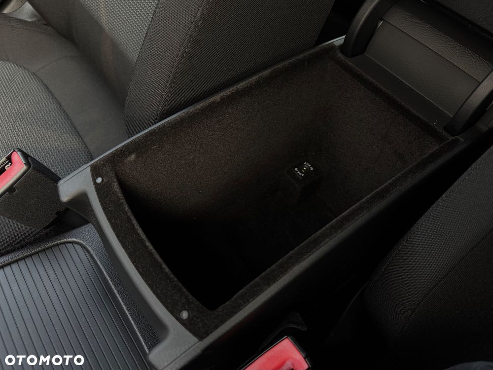 Volkswagen Passat 1.8 TSI DSG Comfortline - 18