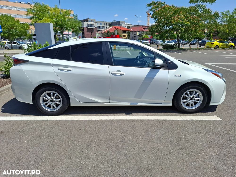 Toyota Prius - 6