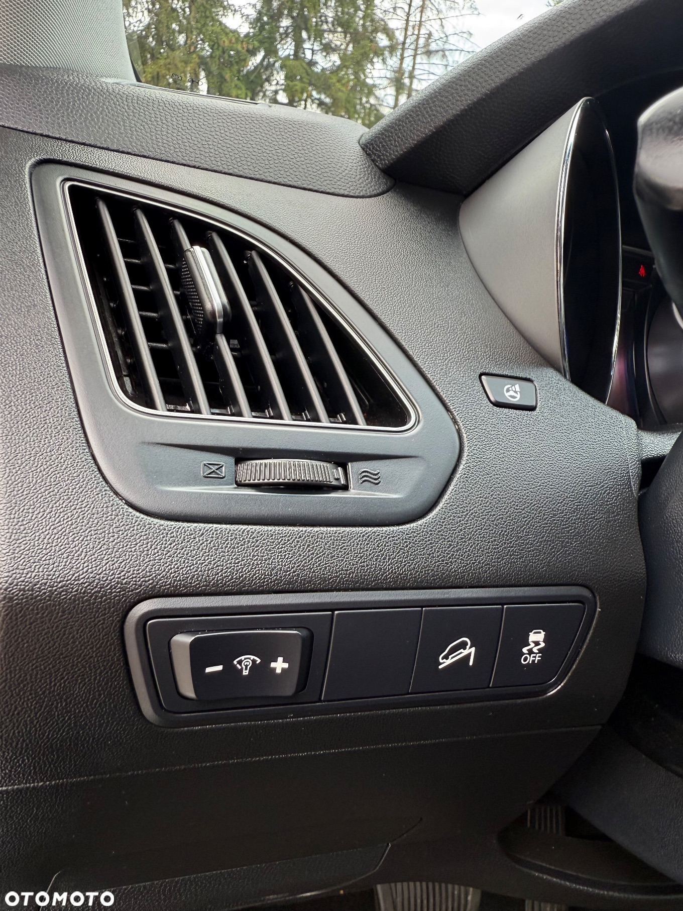 Hyundai ix35 2.0 GDI Premium 2WD - 28