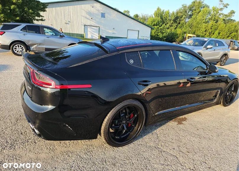 Kia Stinger 3.3 T-GDI AWD GT - 4