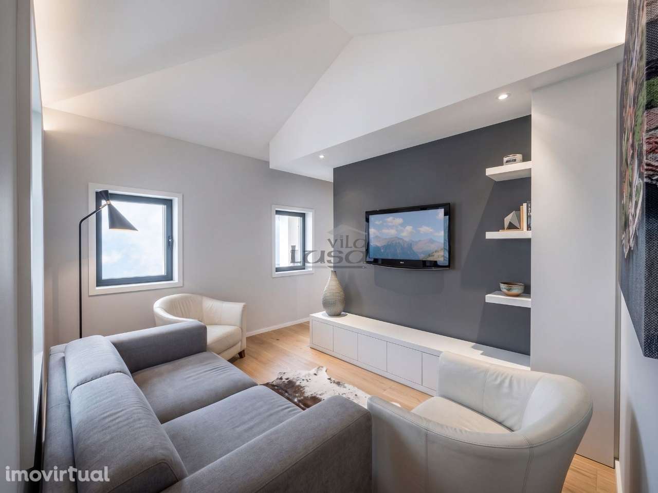 Moradia em Pedra para Reabilitar em Melres  Gondomar | A 2 Passos d... - Grande imagem: 2/18