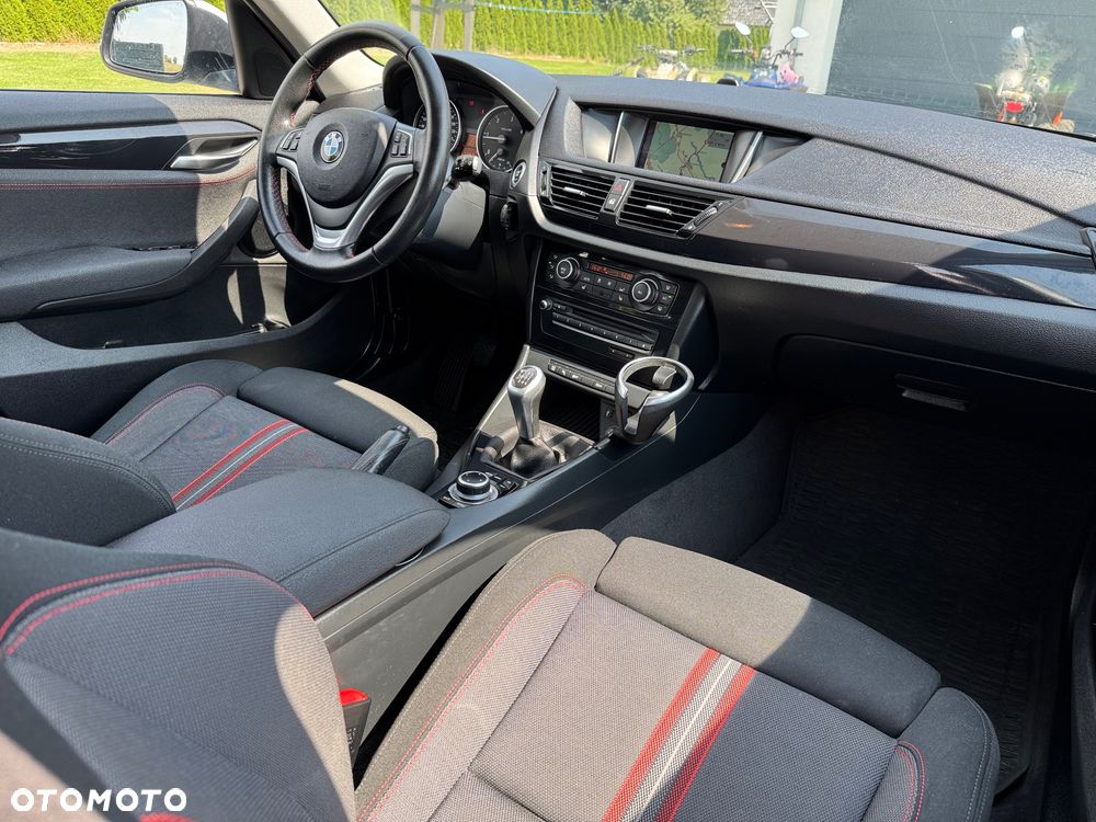 BMW X1 sDrive18d Sport Line - 8