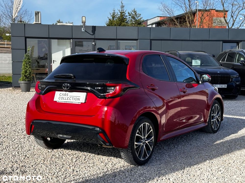 Toyota Yaris Hybrid 1.5 Executive - 4