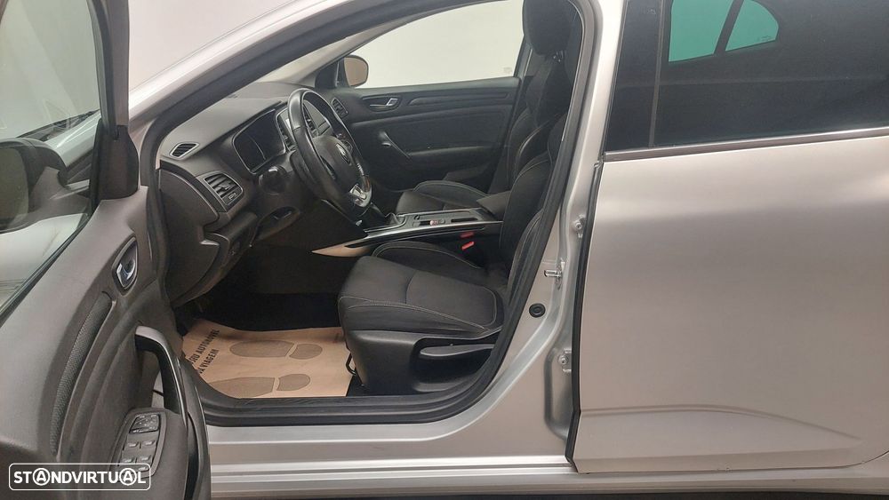 Renault Mégane 1.2 TCE Limited - 12