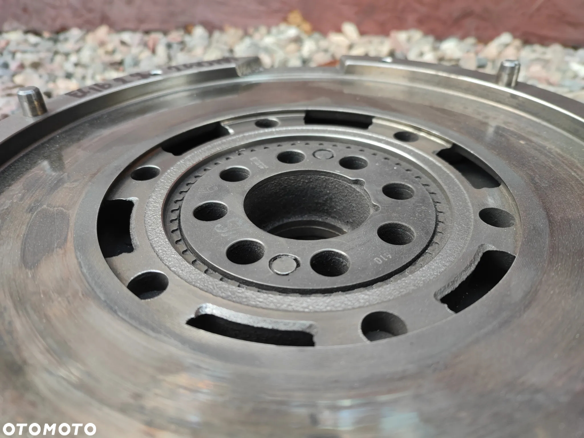 BMW E36 / E39 / E38 / Z3 / E34 ORYGINALNE KOŁO ZAMACHOWE DWUMASOWE POD TARCZĘ SPRZĘGŁA 228MM DO SILNIKÓW GAMY M52 / M50 ( M52B20 / M50B20 )  O NR. 21 21 1 222 512 / 21 21 1 223 542 / 21 20 1 223 418 /  21 21 1 223 593 OEM  SPRAWNE W 100% - 16