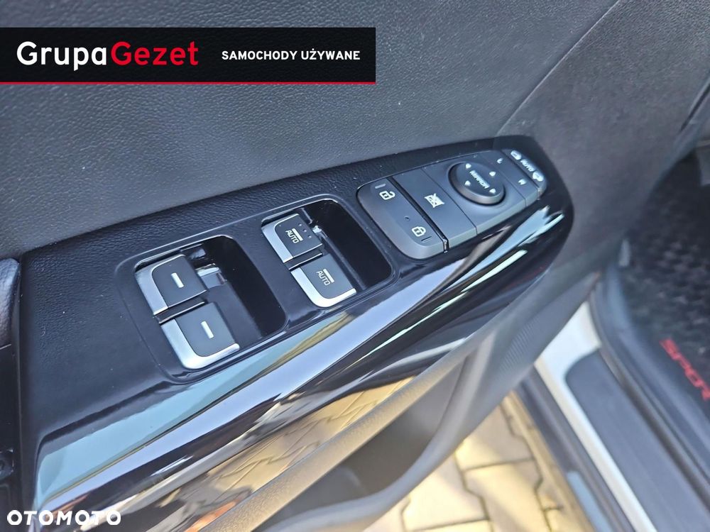 Kia Sportage - 19