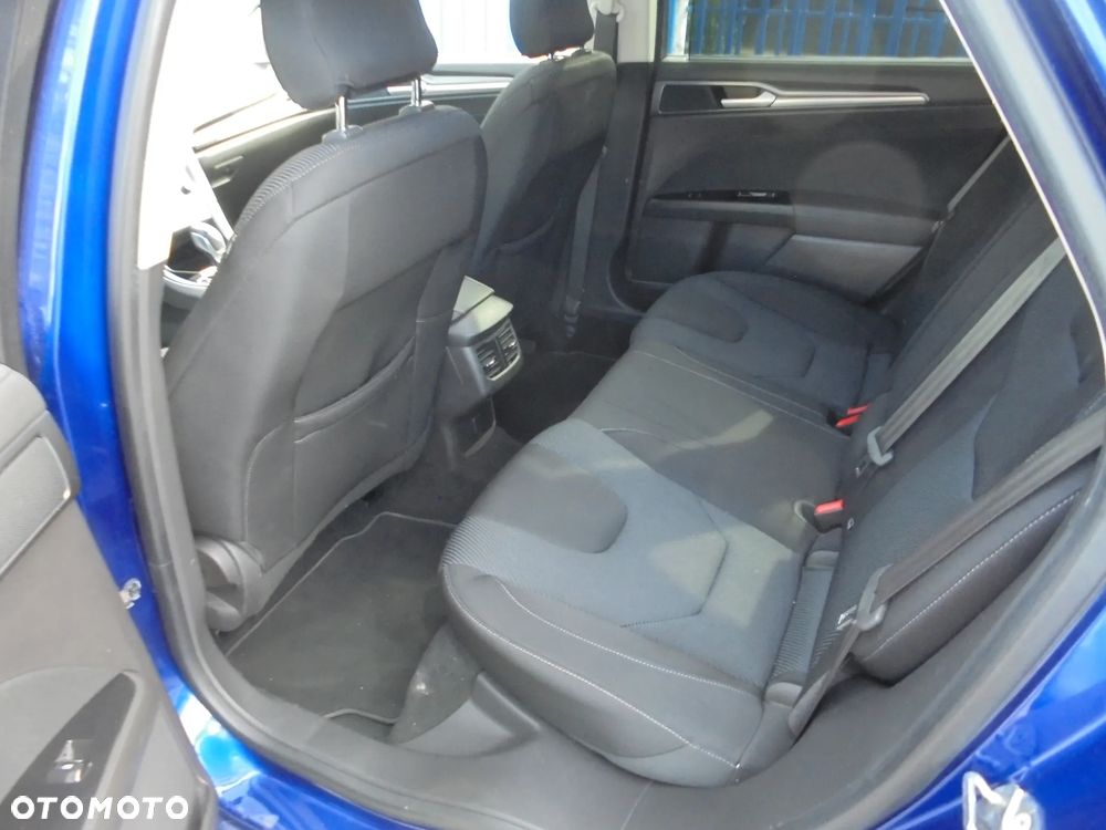 Ford Mondeo 2.0 TDCi Titanium PowerShift - 11
