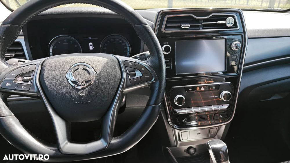 SsangYong Tivoli Grand - 14