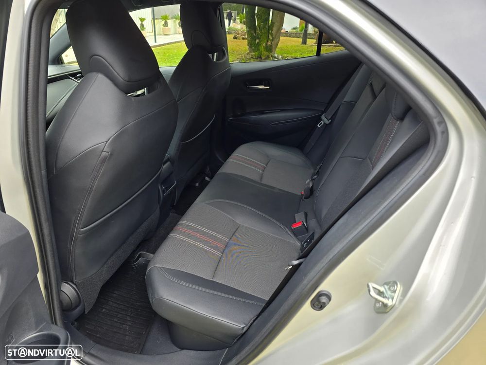 Toyota Corolla 1.8 Hybrid GR-Sport - 10