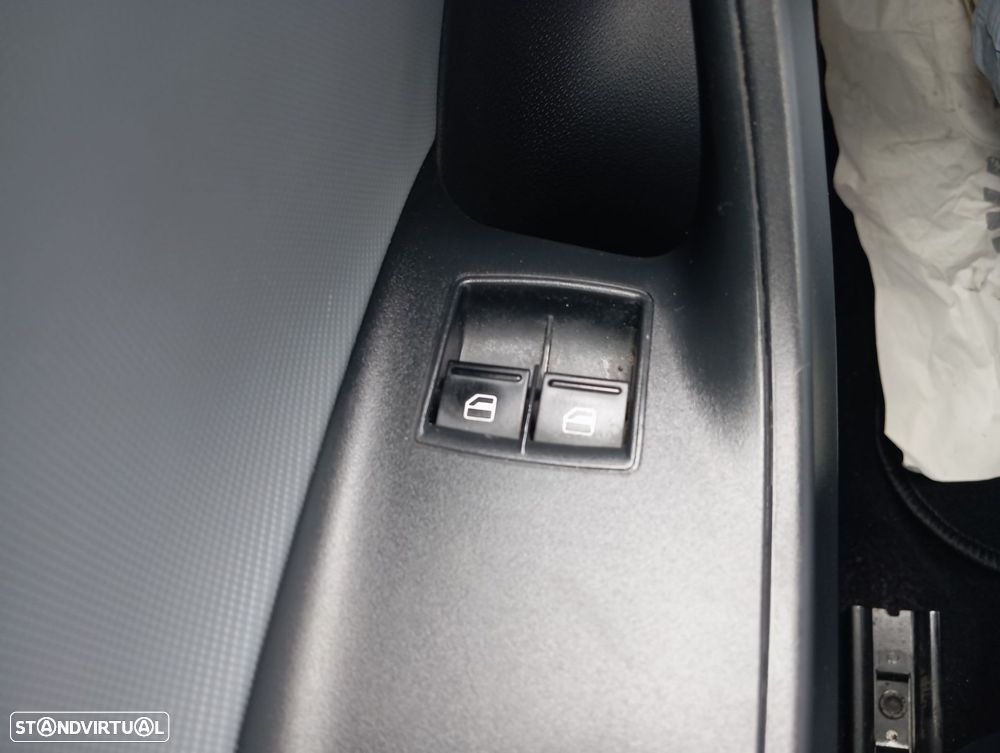 SEAT Ibiza 1.2 12V Reference - 10