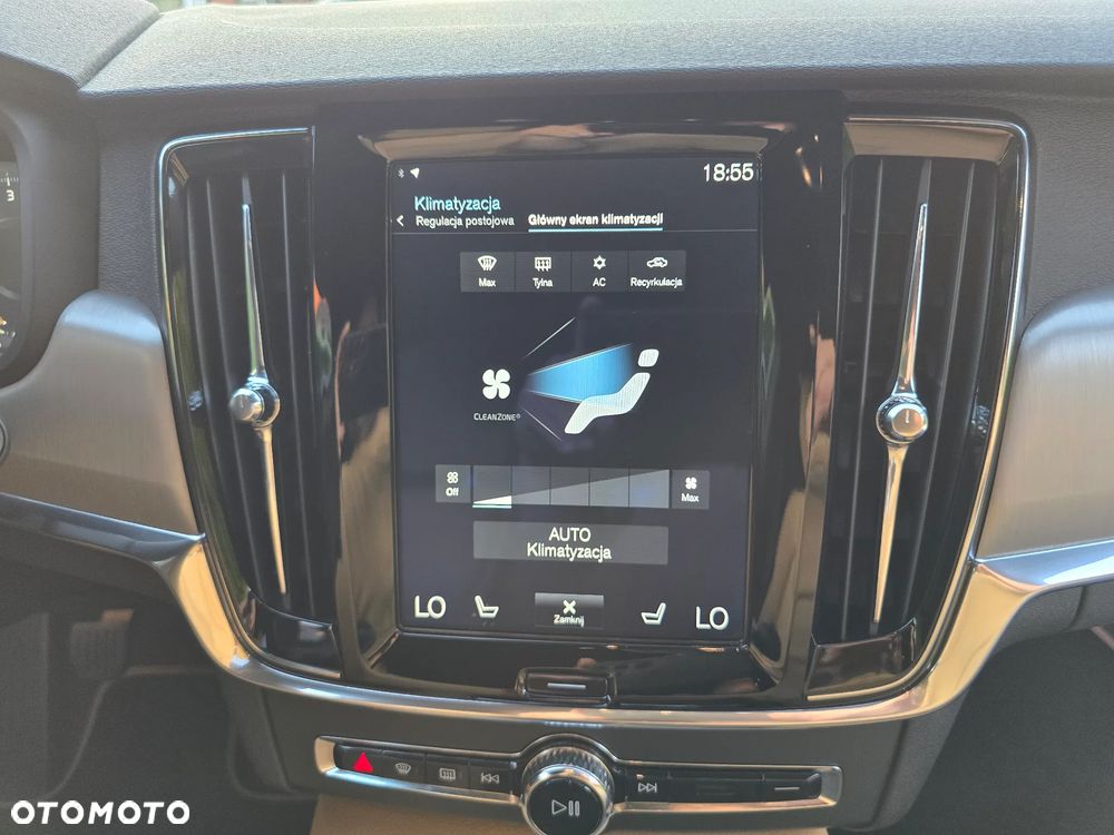 Volvo V90 D3 Momentum Pro - 36