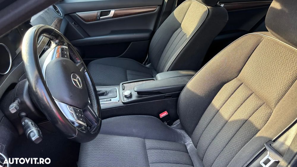 Mercedes-Benz C 180 T CGI Automatik BlueEFFICIENCY Elegance - 6