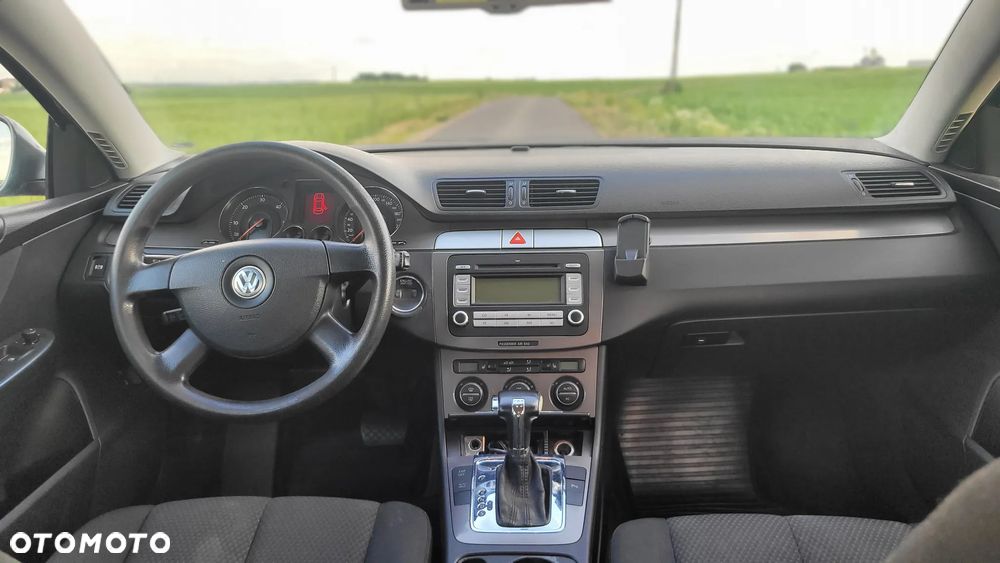Volkswagen Passat - 6