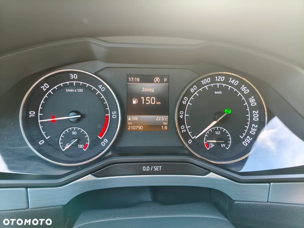 Skoda Superb 2.0 TDI DSG Style - 11