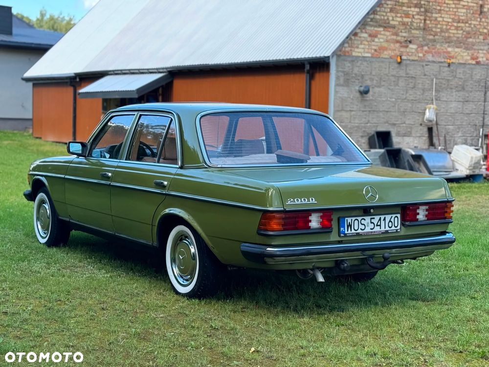 Mercedes-Benz W123 - 4