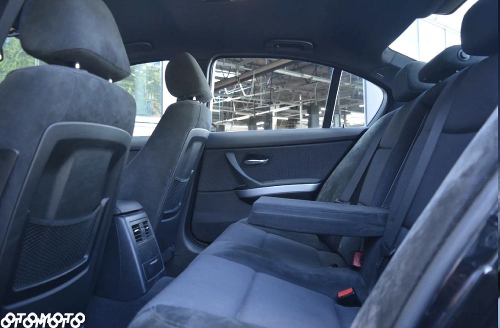 BMW Seria 3 320d - 10