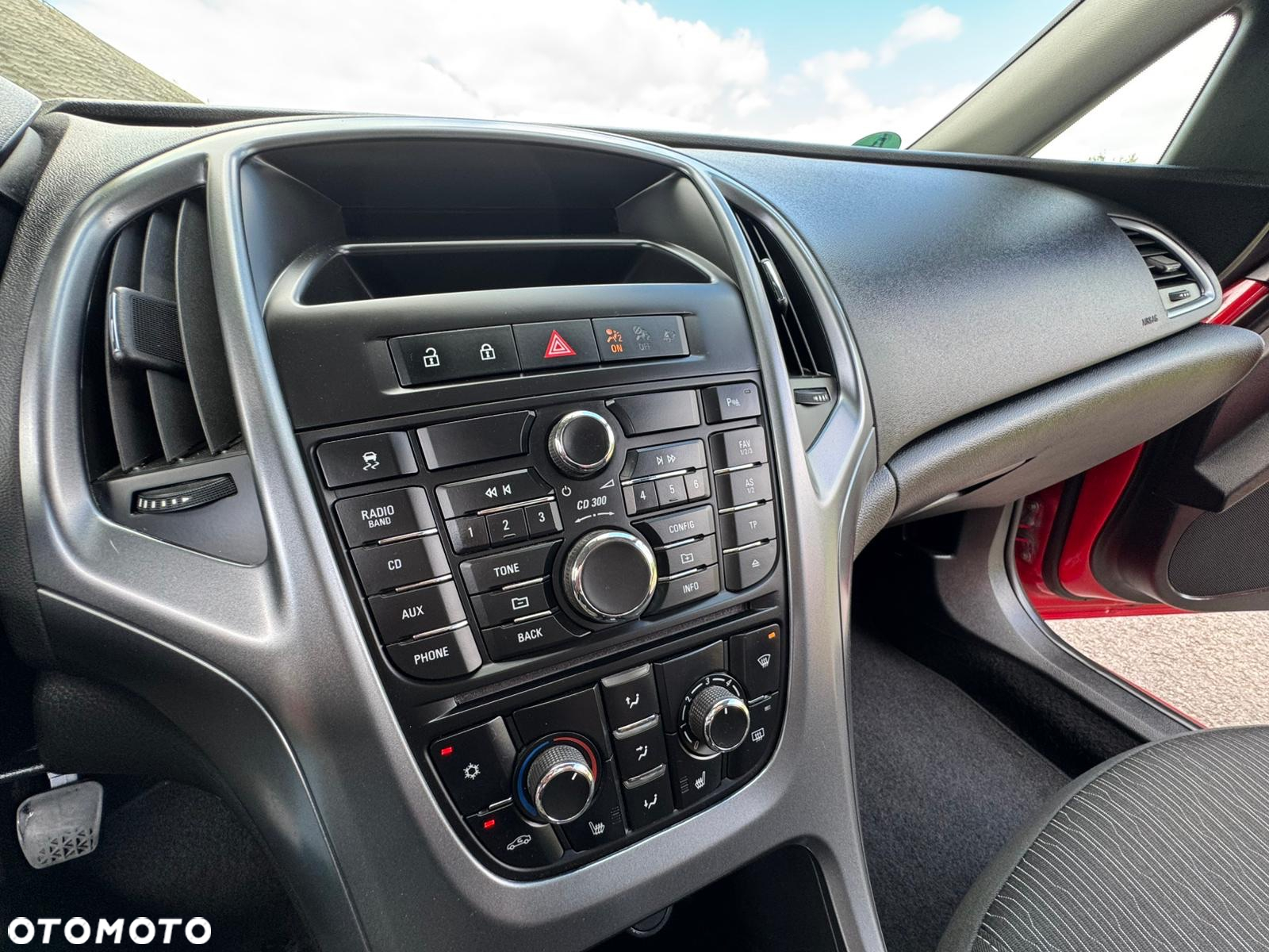 Opel Astra 1.6 Sports Tourer Innovation - 32