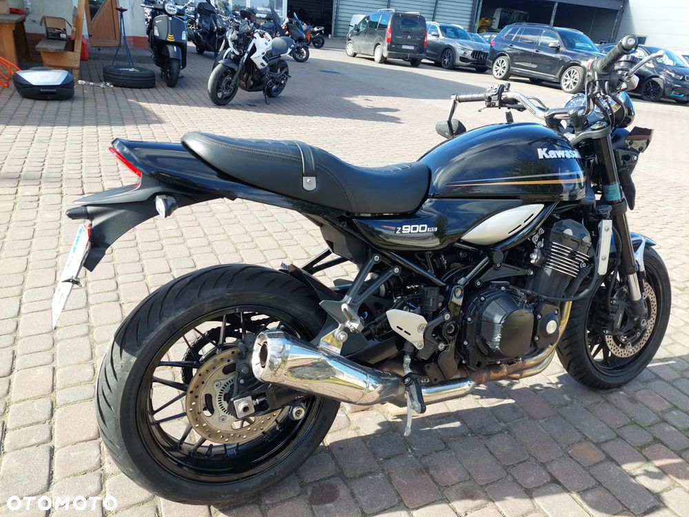 Kawasaki Z 900 RS - 4