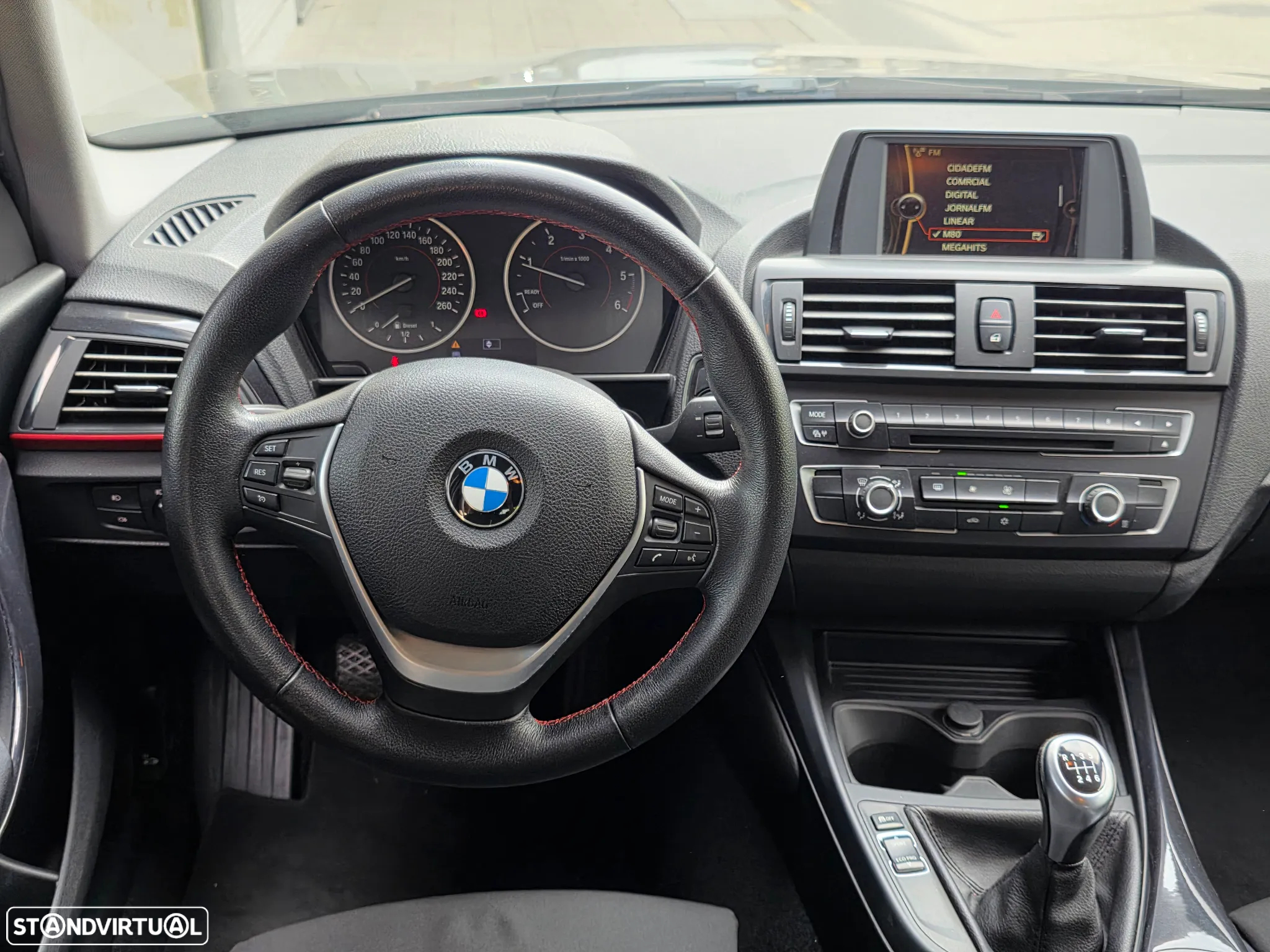 BMW 118 d Line Sport - 13