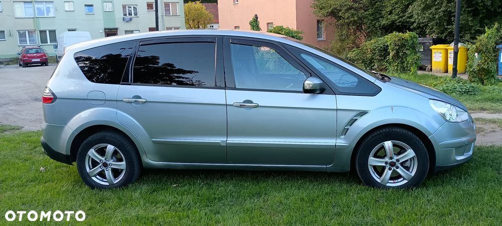 Ford S-Max - 4