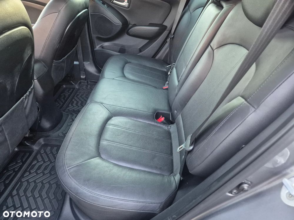 Hyundai ix35 2.0 CRDi 4WD Automatik Premium - 22