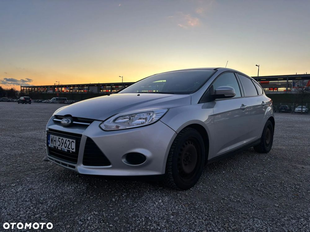 Ford Focus 1.6 Ambiente - 1