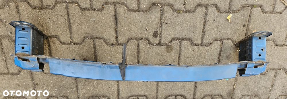 Suzuki Alto belka zderzaka przód przedniego 09-12 rok