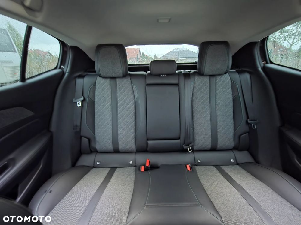 Peugeot 408 1.2 PureTech Allure Pack S&S EAT8 - 9