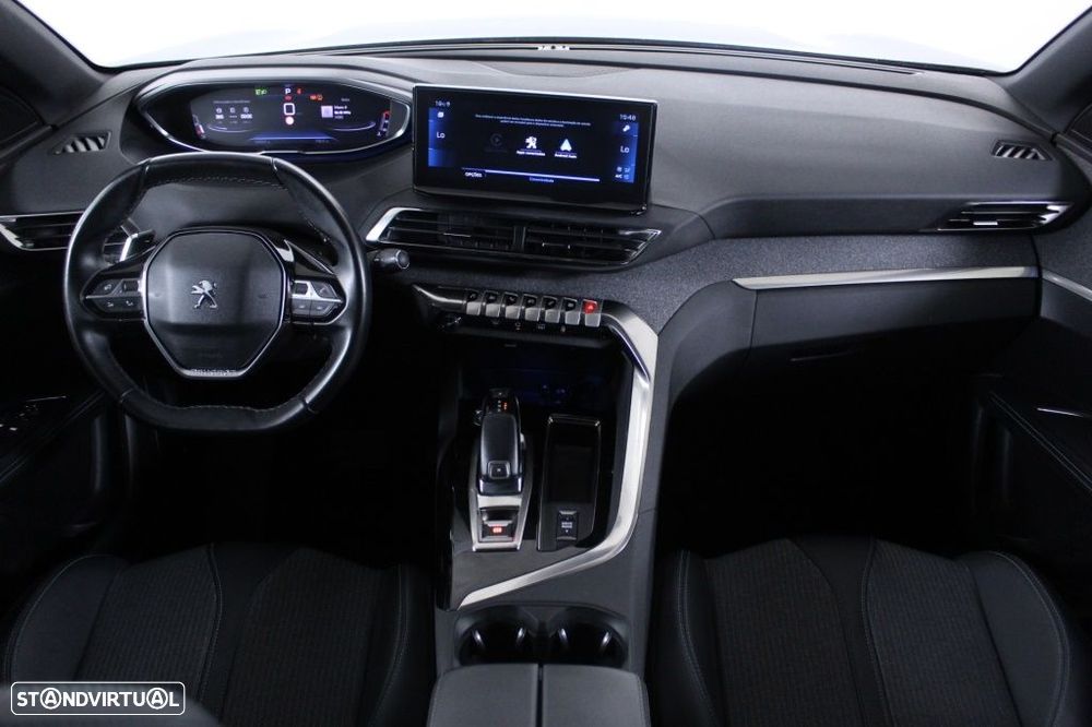 Peugeot 3008 1.5 BlueHDi Allure Pack EAT8 - 18