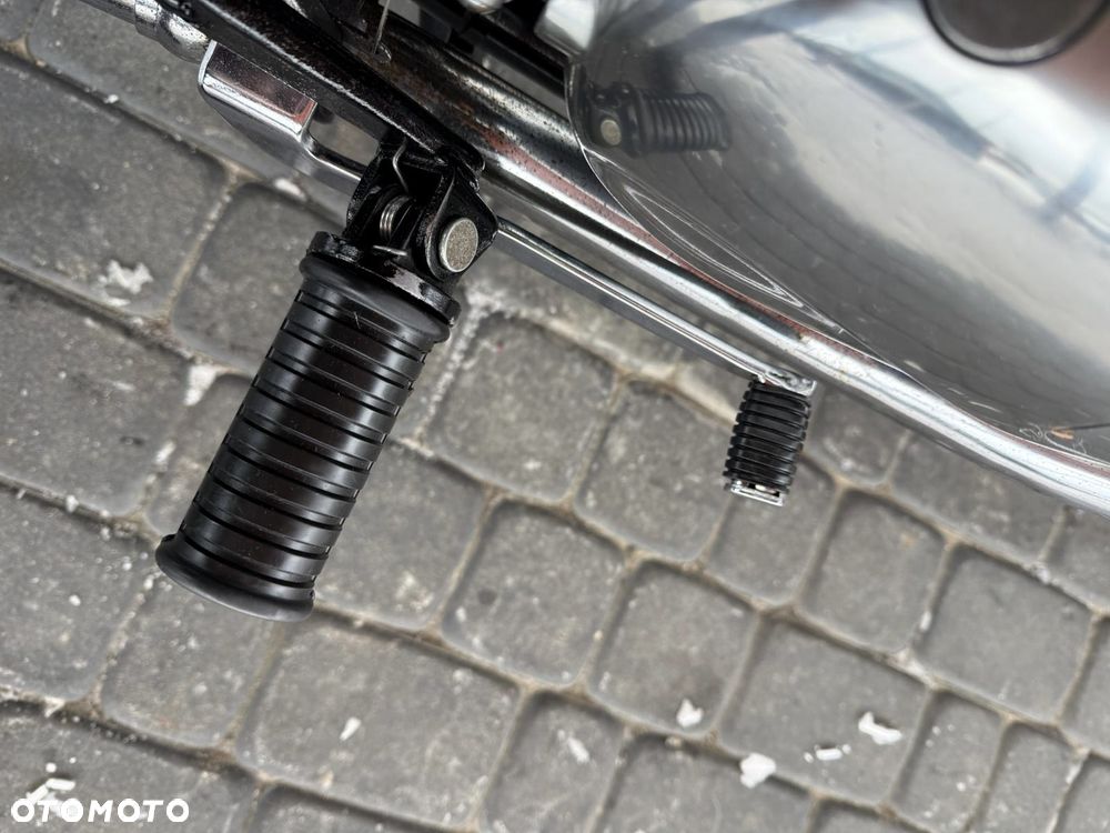 Kawasaki Estrella - 12