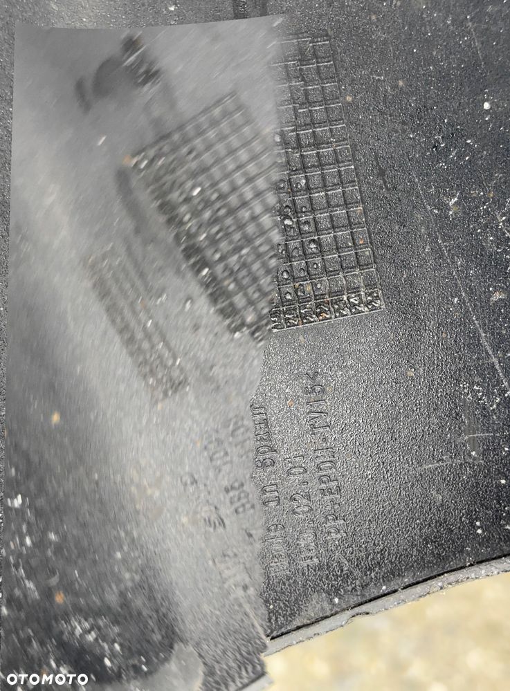 Mercedes V Klasa 447 AMG zderzak przedni - 8