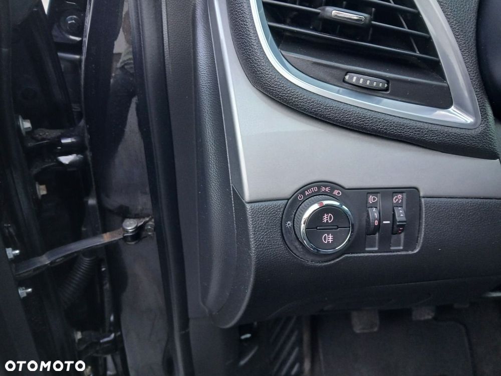 Opel Mokka 1.4 Turbo ecoFLEX Start/Stop 4x4 Color Edition - 16