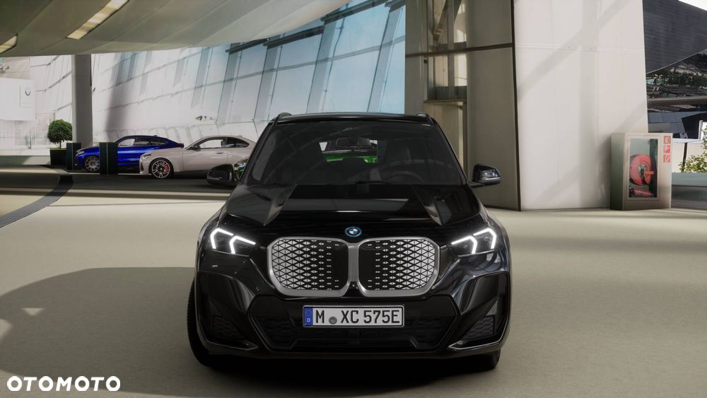 BMW iX1 eDrive20 66.5kWh M Sport Edition - 1