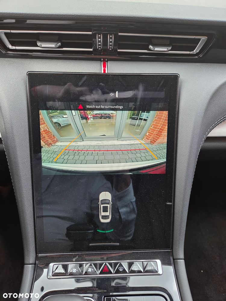 Hongqi H5 2.0T Comfort - 13