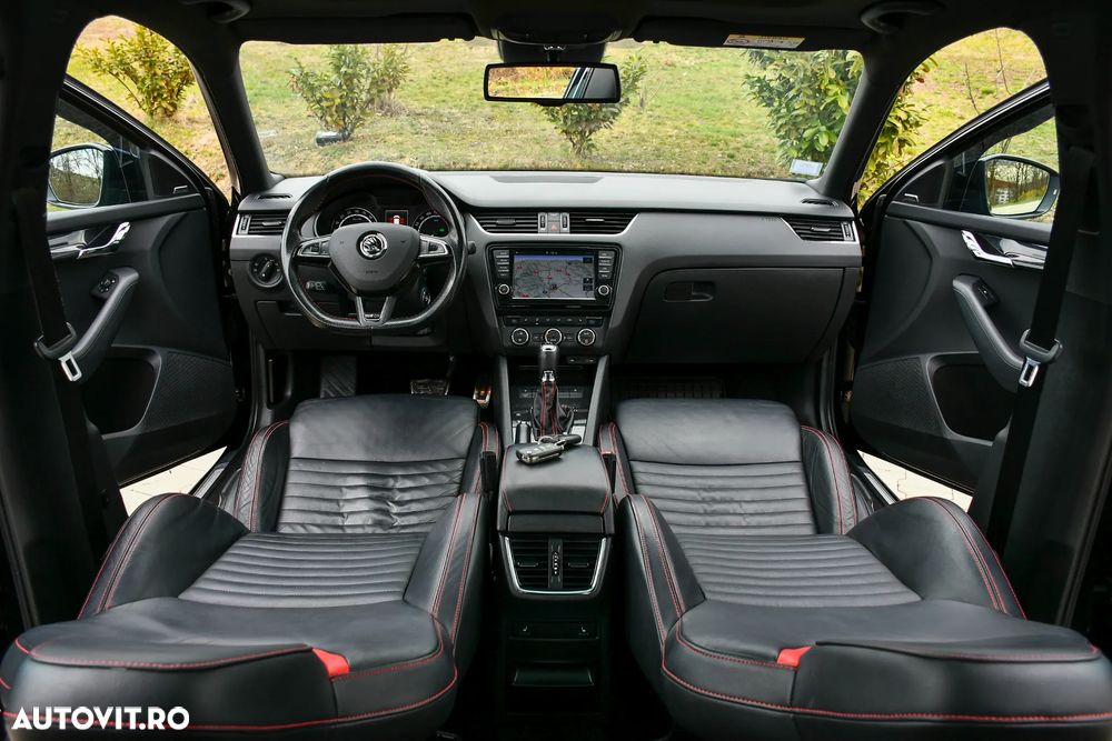 Skoda Octavia 2.0 TDI (Green tec) DSG RS - 6