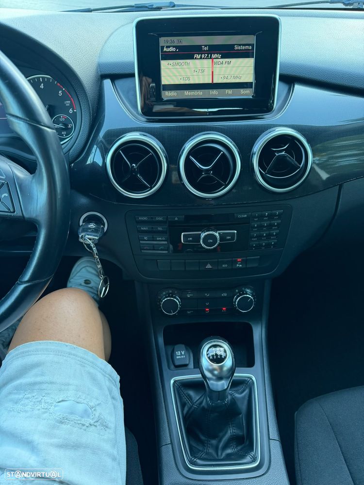 Mercedes-Benz B 180 CDI BlueEFFICIENCY - 32