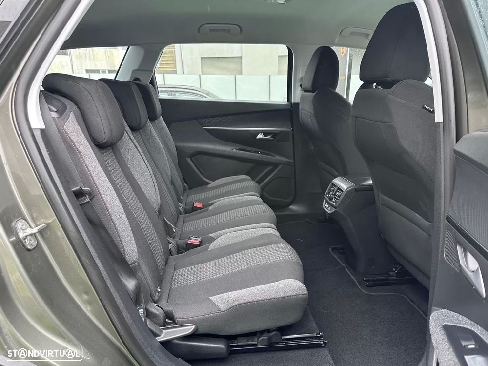 Peugeot 5008 1.2 PureTech Allure Pack - 47