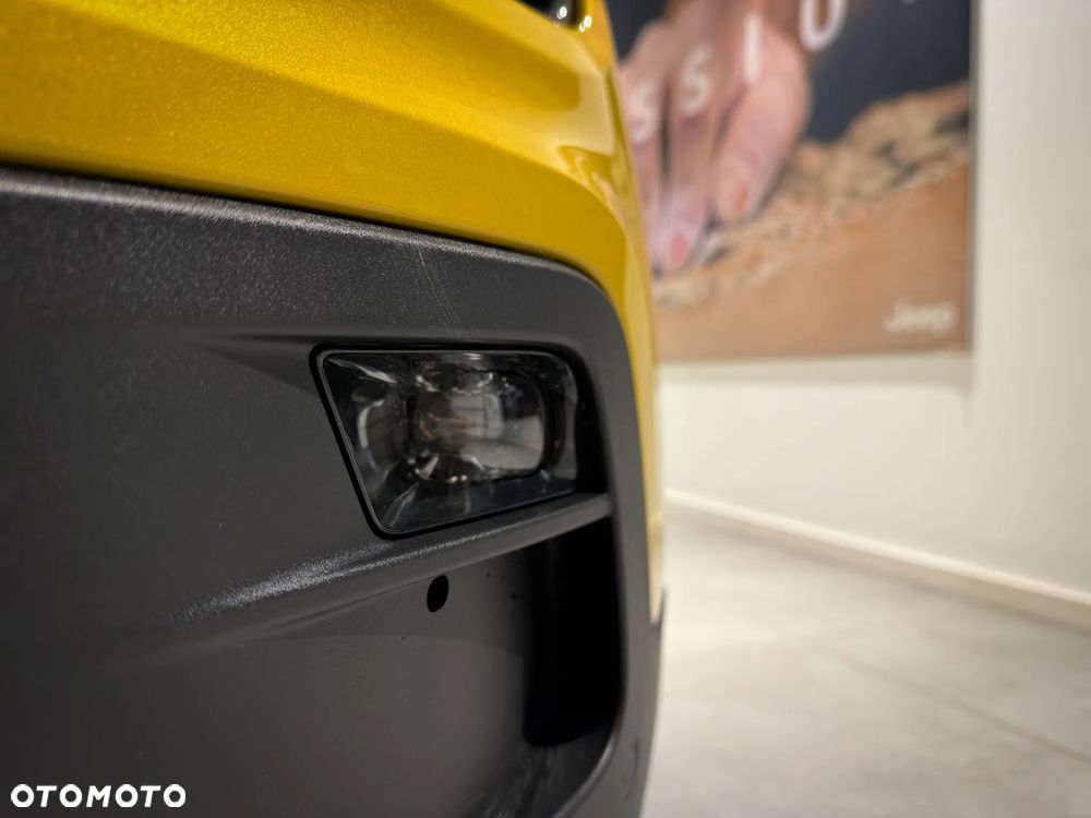 Jeep Avenger 1.2 T3 mHEV Summit FWD eDCT6 - 13