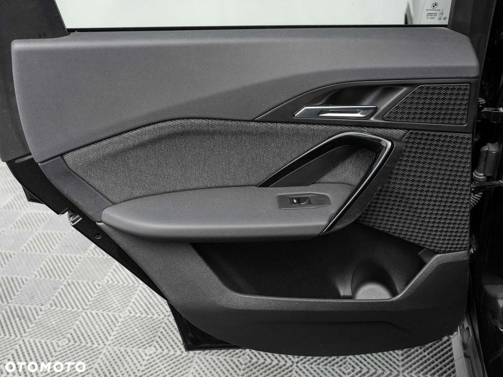 BMW X1 sDrive18d - 29