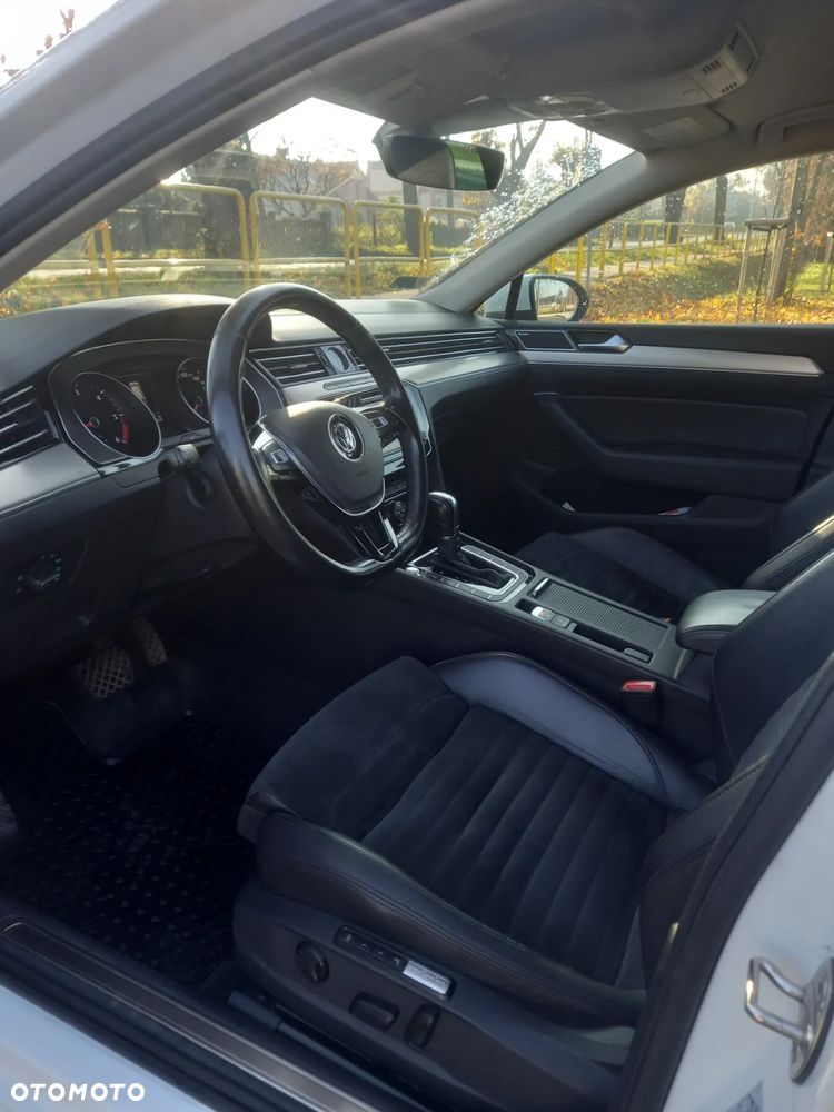 Volkswagen Passat - 2