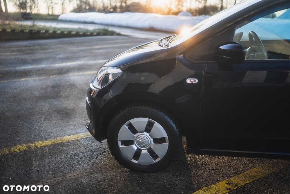 Volkswagen up! black - 2