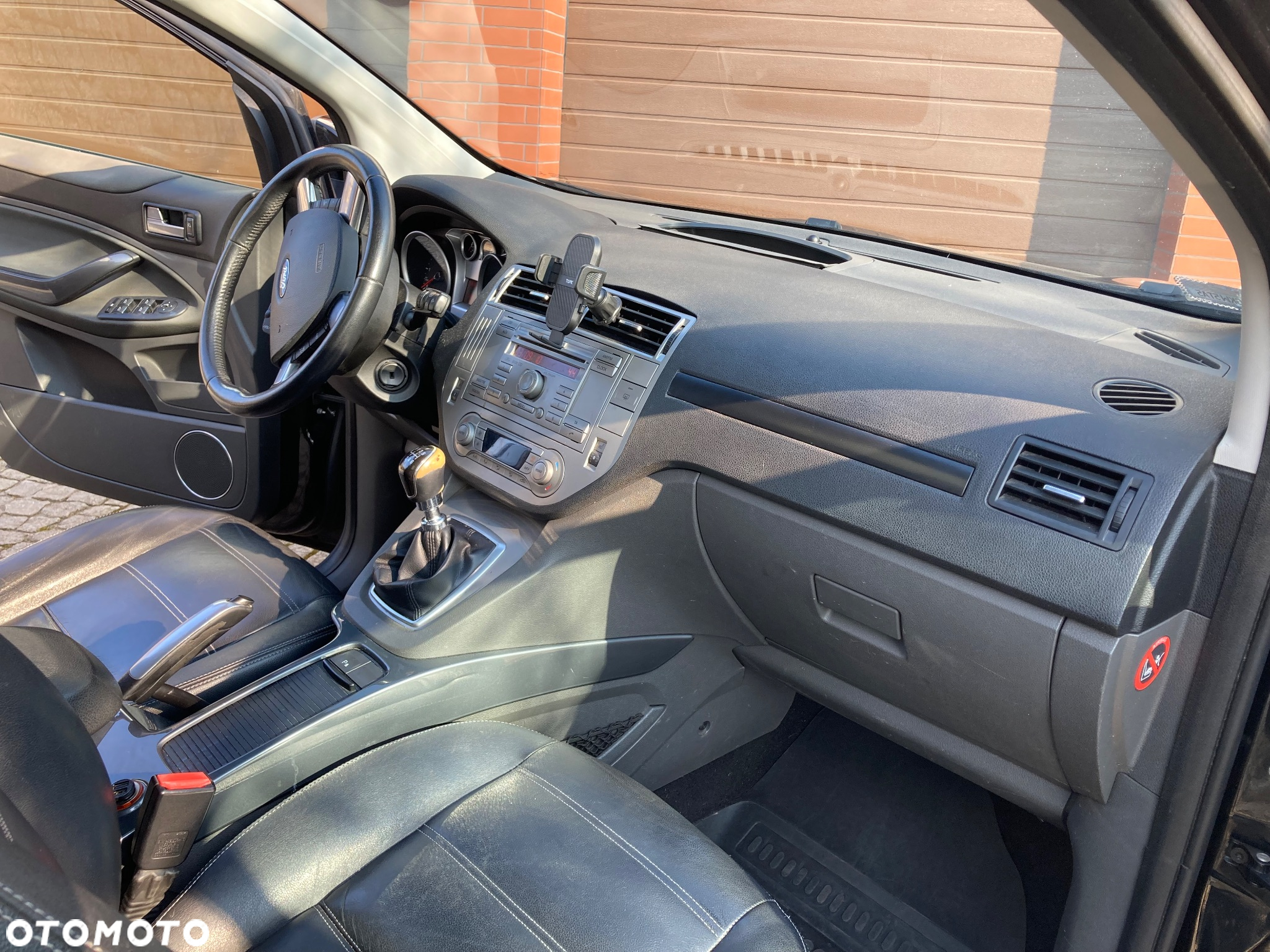 Ford Kuga 2.0 TDCi 4x4 Titanium - 23