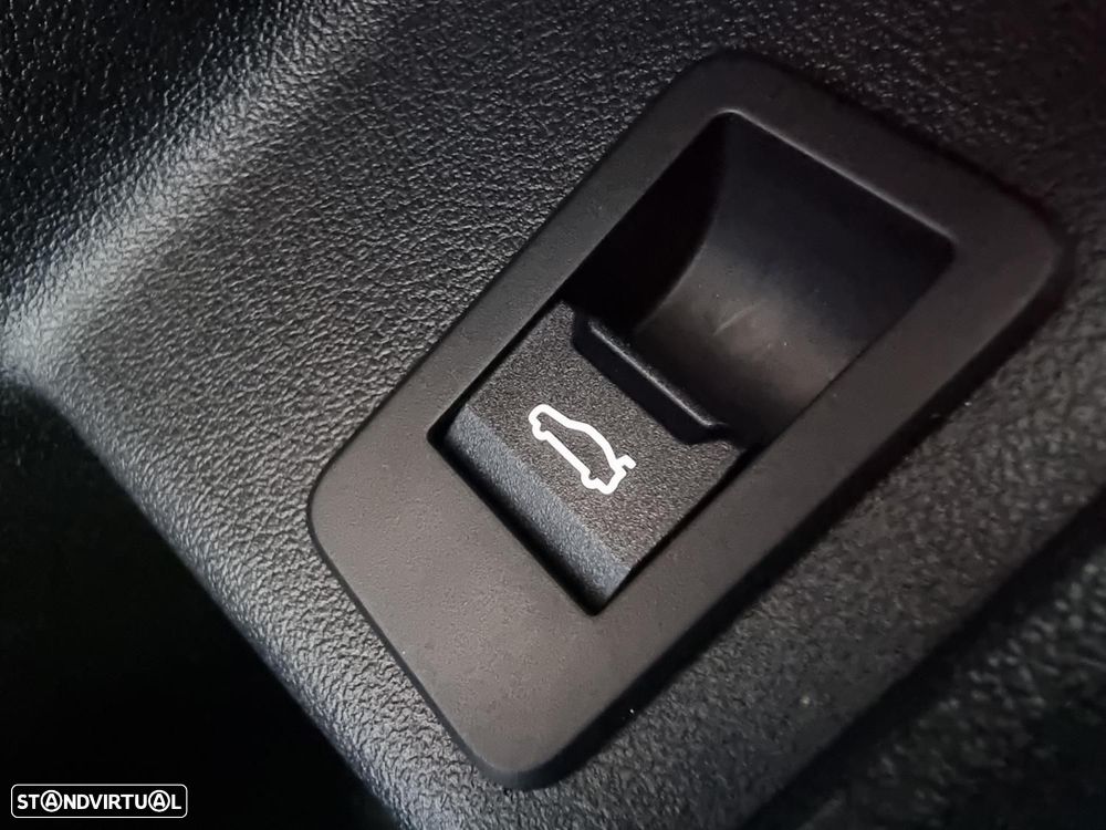 BMW 225xe Active Tourer e xDrive - 19