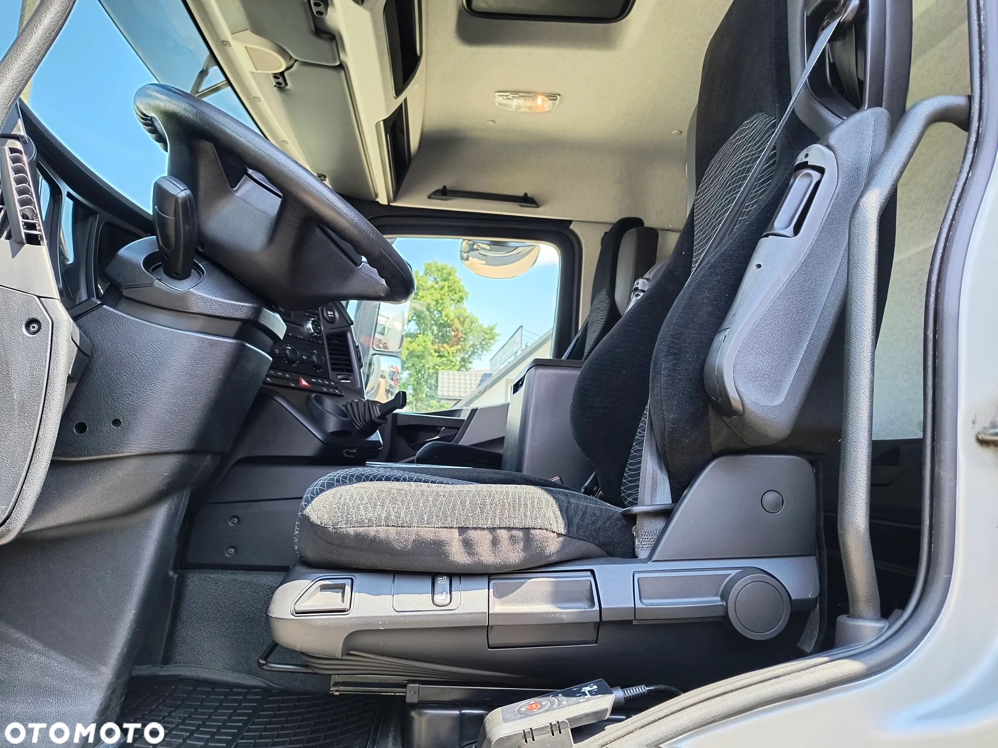 Mercedes-Benz Antos 2536 EURO6 - 14