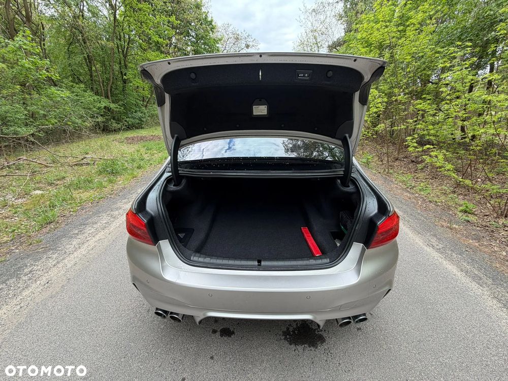 BMW M5 Standard - 14