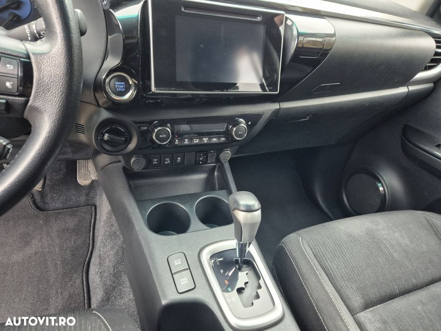 Toyota HILUX 2.4D 4x4 Double Cab AT - 13