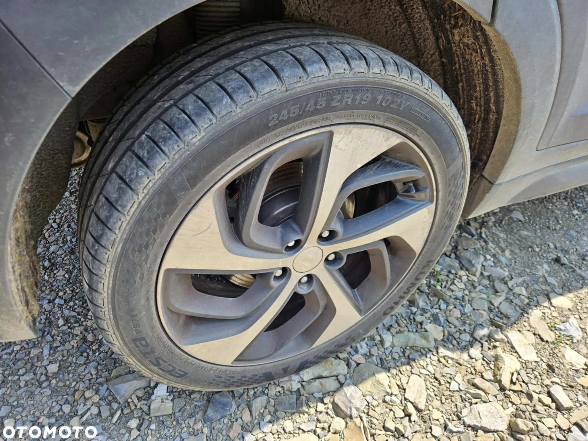 Hyundai Tucson 2.0 CRDI Comfort 4WD - 27