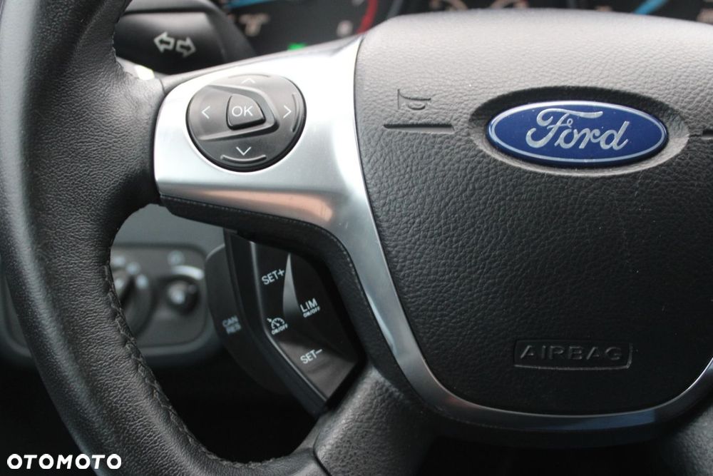 Ford C-MAX 1.6 Titanium - 36