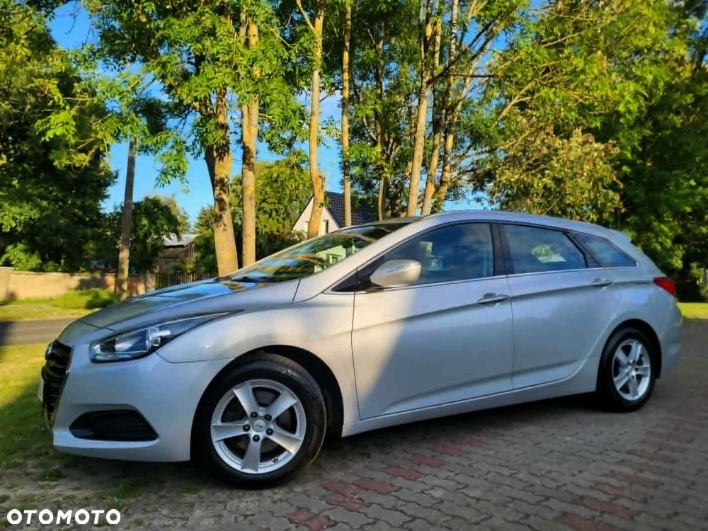 Hyundai i40 Kombi blue 1.6 Classic - 4