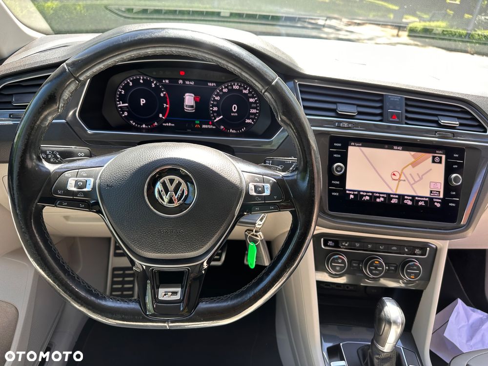 Volkswagen Tiguan - 8
